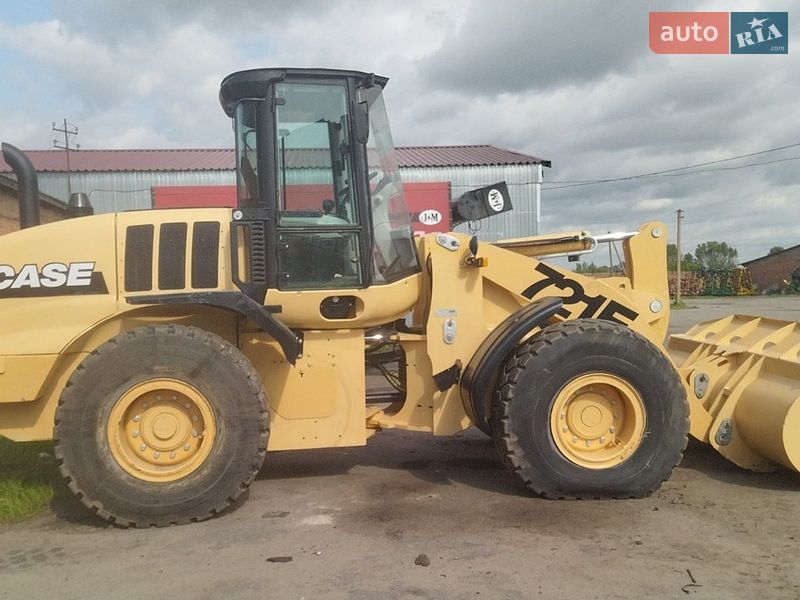 Фронтальні навантажувачі Case Construction 721E 2006 в Романіву