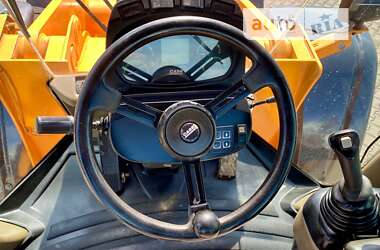Фронтальный погрузчик Case Construction 821E 2008 в 