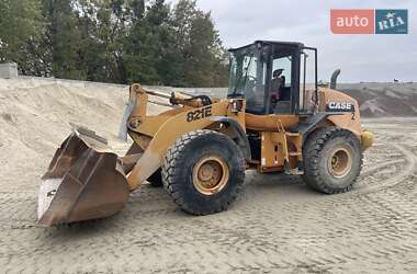 Фронтальні навантажувачі Case Construction 821E 2007 в Києві