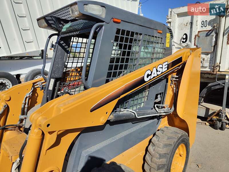 Минипогрузчик Case Construction 921C 2010 в 