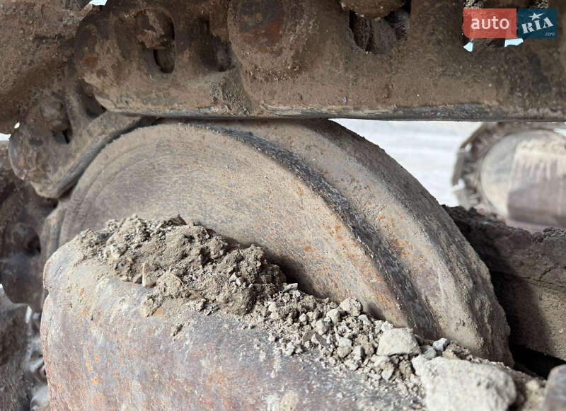 Гусеничный экскаватор Case Construction CX 210 2004 в Косове фото 6 Гусеничный экскаватор Case Construction CX 210 2004 в Косове