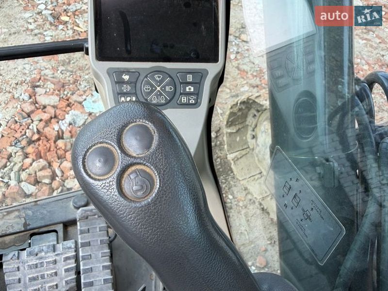 Гусеничний екскаватор Case Construction CX 210 2012 в Долині