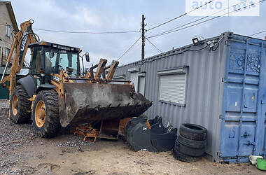 Экскаватор погрузчик Case IH 695 2010 в Киеве