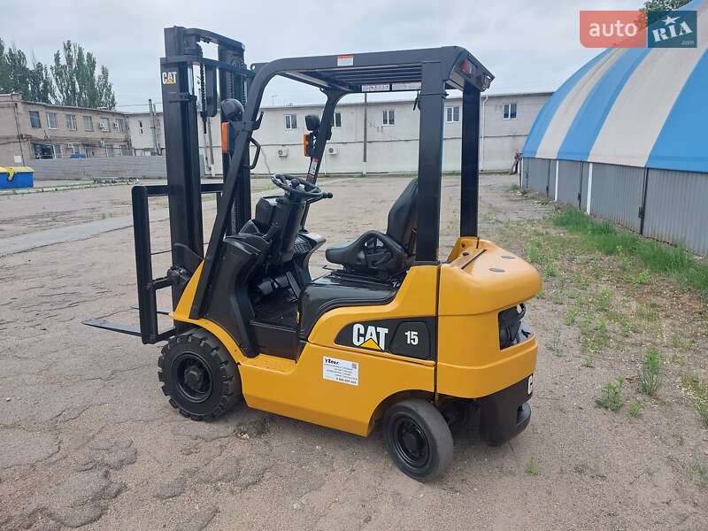 CAT Lift Trucks DP 2012