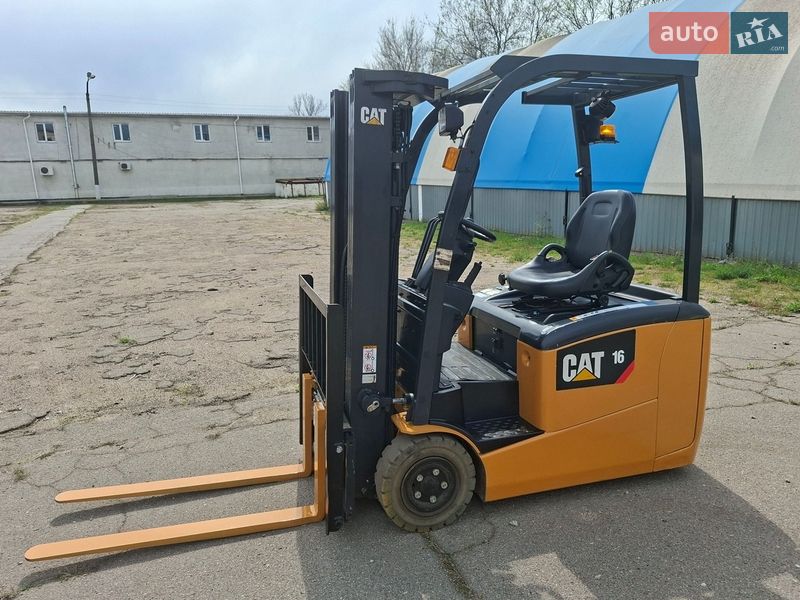 CAT Lift Trucks EP 2019