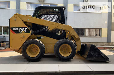 Фронтальный погрузчик Caterpillar 236 2016 в Львове