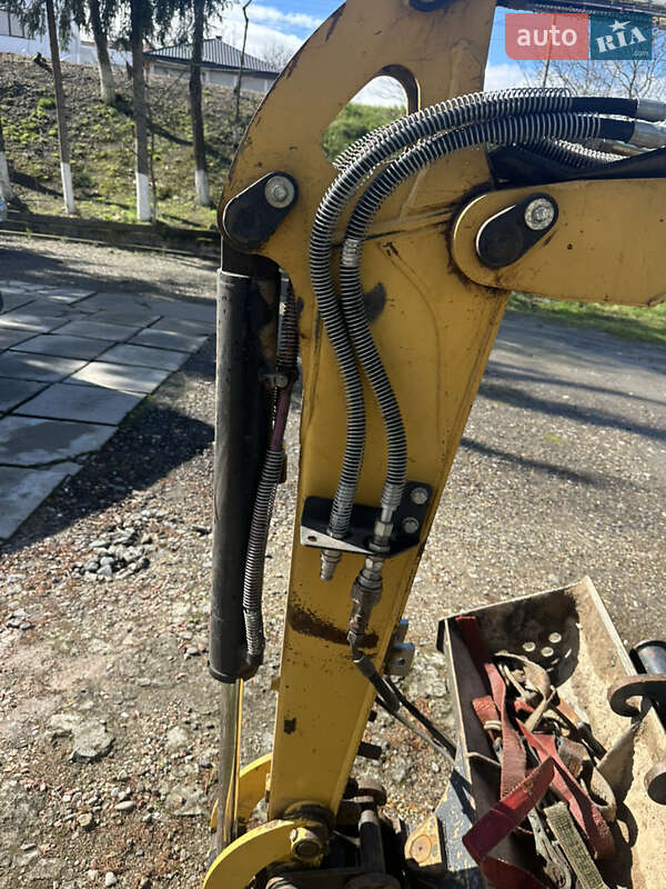 Гусеничный экскаватор Caterpillar 303.5 2012 в Тячеве