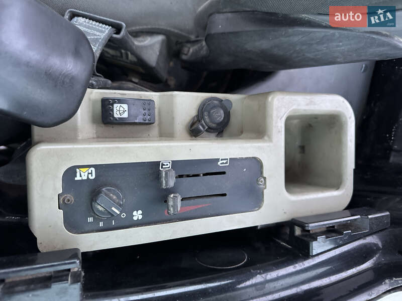 Миниэкскаватор Caterpillar 305.5 2011 в Недобоевцах