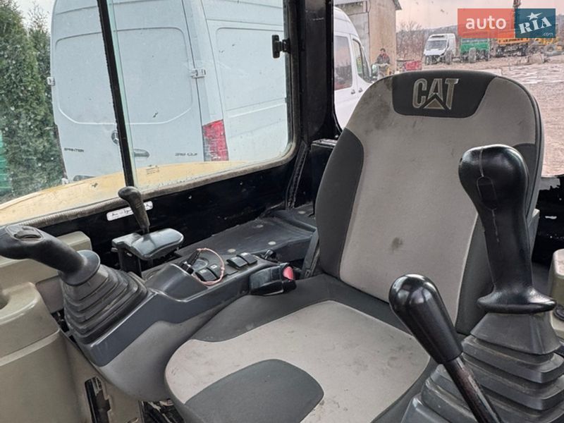 Миниэкскаватор Caterpillar 305.5 2011 в Недобоевцах