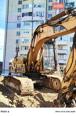 Гусеничний екскаватор Caterpillar 318 2000 в Івано-Франківську