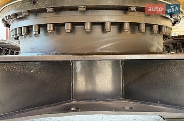 Гусеничный экскаватор Caterpillar 320 2019 в Ровно
