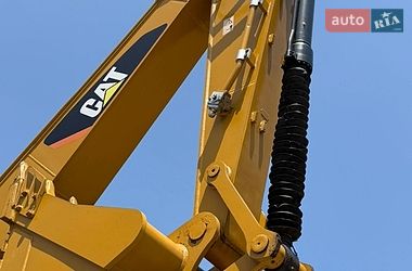 Гусеничный экскаватор Caterpillar 320 2019 в Ровно