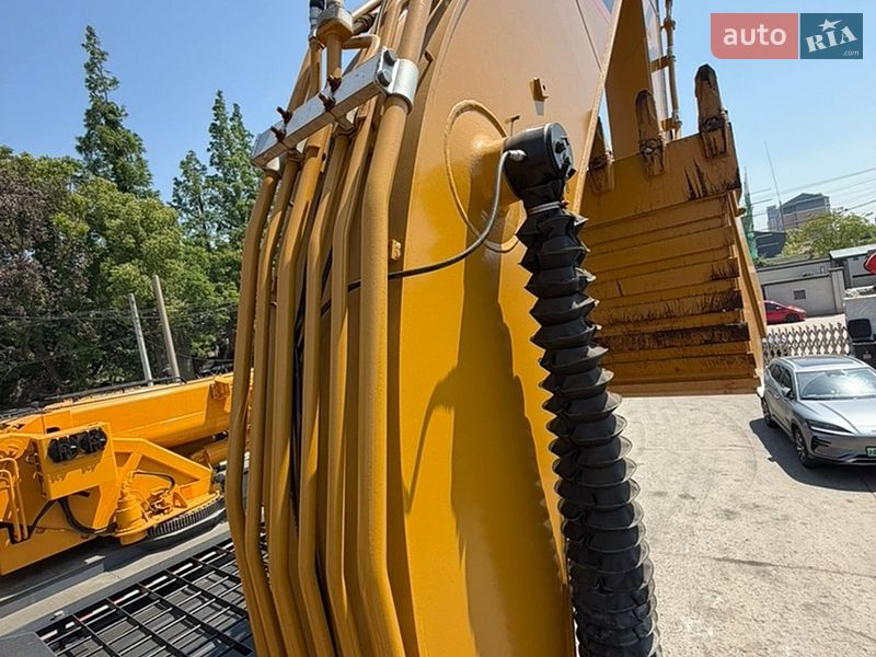 Гусеничный экскаватор Caterpillar 320 2019 в Ровно