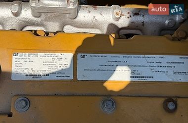 Гусеничный экскаватор Caterpillar 320 2019 в Ровно