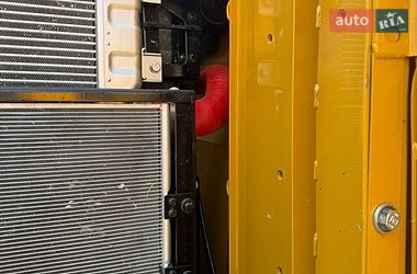 Гусеничный экскаватор Caterpillar 320 2016 в Ровно