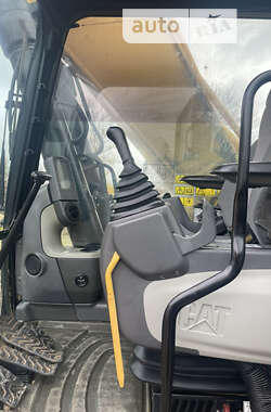 Гусеничный экскаватор Caterpillar 336 DL 2017 в 