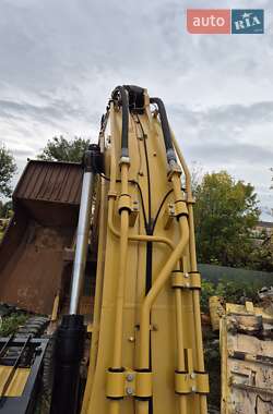 Гусеничный экскаватор Caterpillar 349 2018 в 
