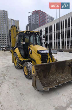 Екскаватор навантажувач Caterpillar 422 2014 в 