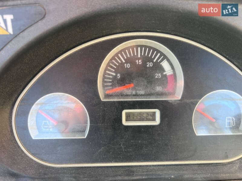 Екскаватор навантажувач Caterpillar 428E 2010 в Ужгороді фото 10 Екскаватор навантажувач Caterpillar 428E 2010 в Ужгороді