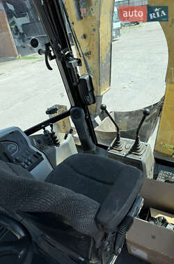 Экскаватор погрузчик Caterpillar 428F2 2015 в 