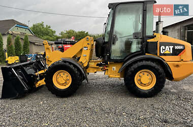 Фронтальный погрузчик Caterpillar 906 2012 в 