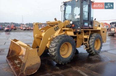Фронтальный погрузчик Caterpillar 910 2004 в Одессе