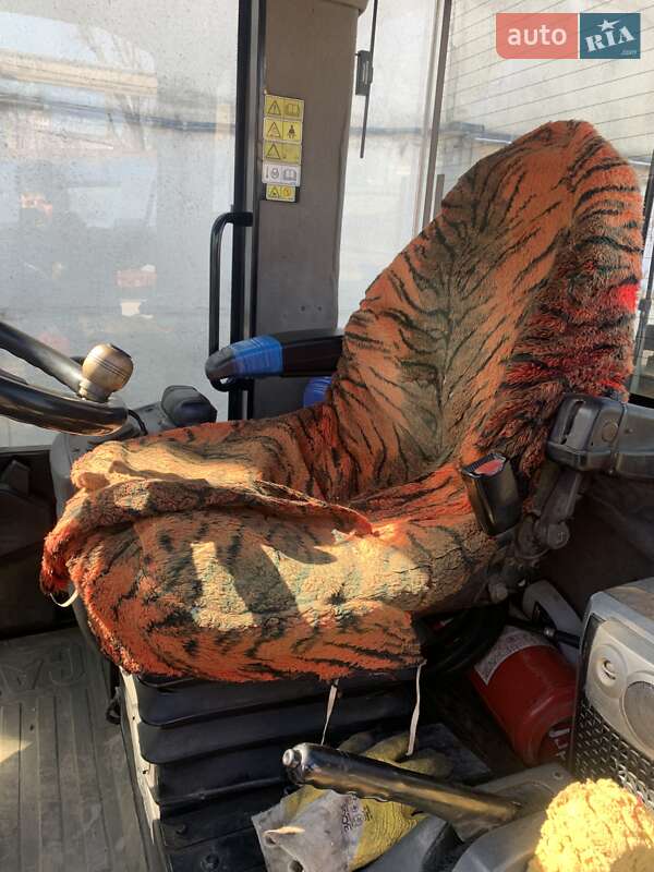 Фронтальні навантажувачі Caterpillar 930 2007 в Києві