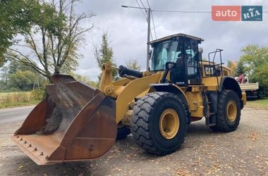 Фронтальні навантажувачі Caterpillar 966 2017 в Львові