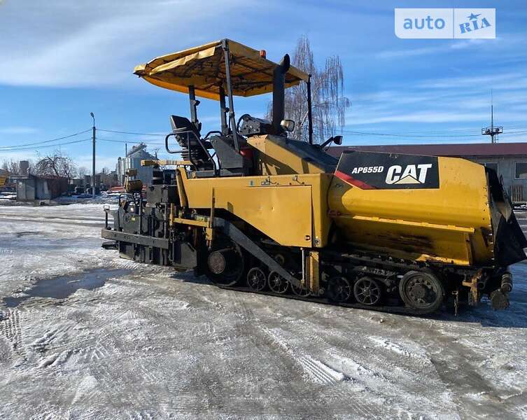 Асфальтоукладчик Caterpillar AP 2009 в Тернополе