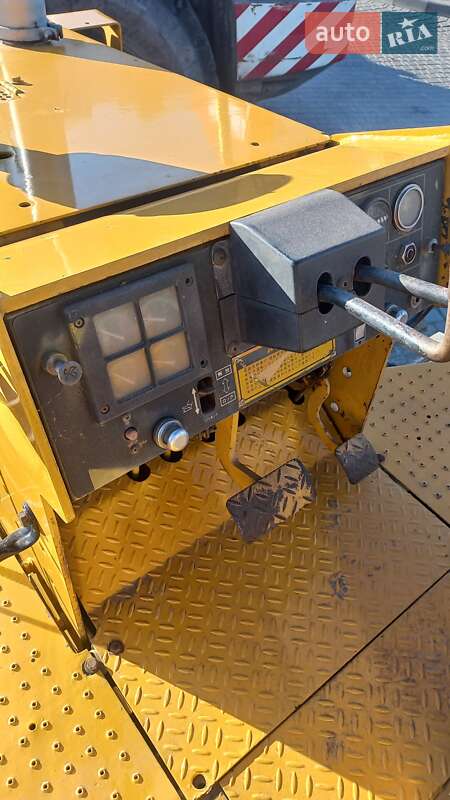 Бульдозер Caterpillar D4 2001 в Одессе фото 8 Бульдозер Caterpillar D4 2001 в Одессе