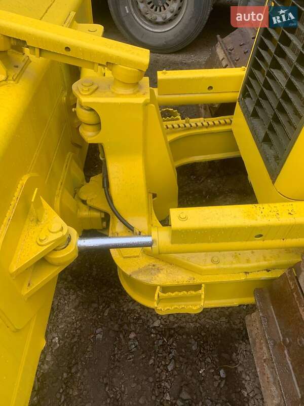 Бульдозер Caterpillar D5 2007 в Кривом Роге