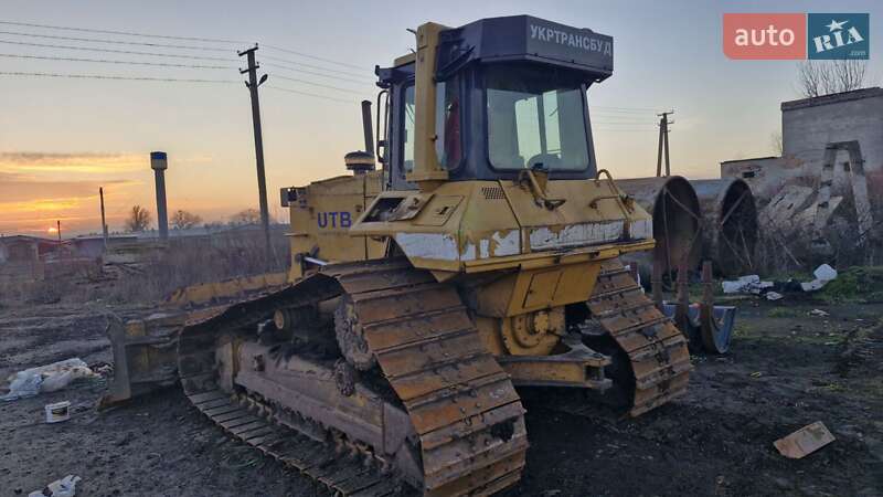 Бульдозер Caterpillar D6M 2000 в 