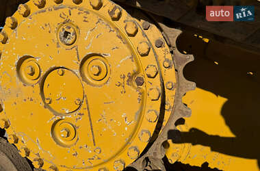 Бульдозер Caterpillar D6N 2003 в 