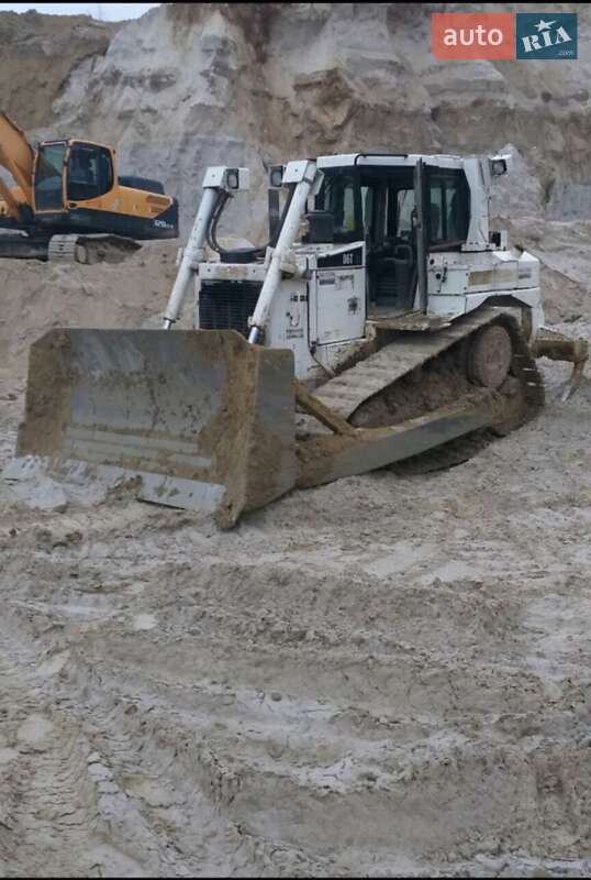 Бульдозер Caterpillar D6T 2009 в Рогатине