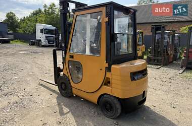 Вилочный погрузчик Caterpillar DP 1996 в 