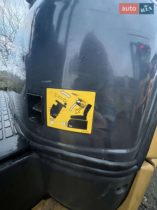 Вилочный погрузчик Caterpillar GP 2017 в Тернополе