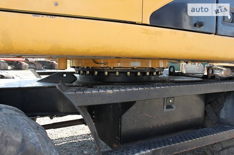 Колесный экскаватор Caterpillar M315 2009 в Львове