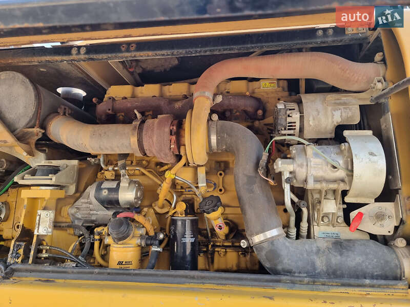 Колесный экскаватор Caterpillar M316 2012 в Одессе