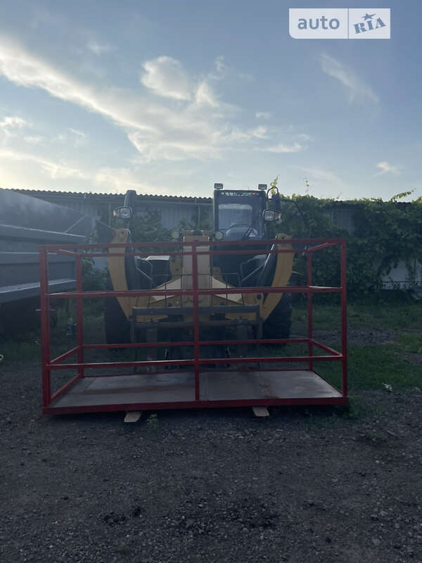 Телескопический погрузчик Caterpillar TH 360B 2009 в Киеве фото 13 Телескопический погрузчик Caterpillar TH 360B 2009 в Киеве