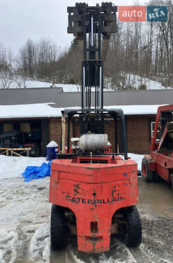 Вилочный погрузчик Caterpillar V80E 1990 в Ужгороде