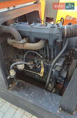 Электростанция / Генератор Caterpillar ZM 2010 в 