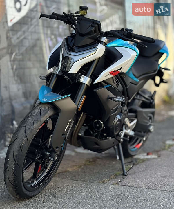 Мотоцикл Без обтекателей (Naked bike) CFMOTO 450NK 2025 в Киеве