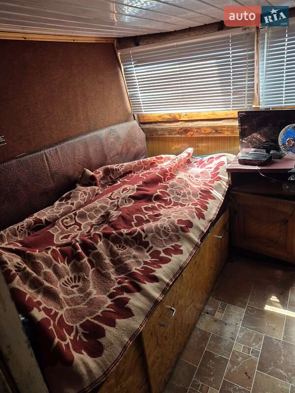 Катер Чайка МЛ 20 2005 в Києві