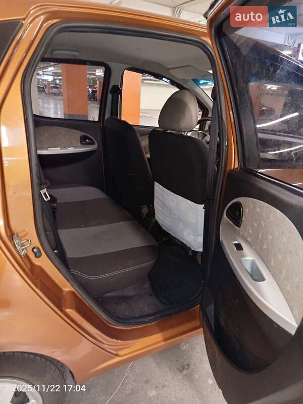 Хетчбек Chana Benni 2008 в Ужгороді