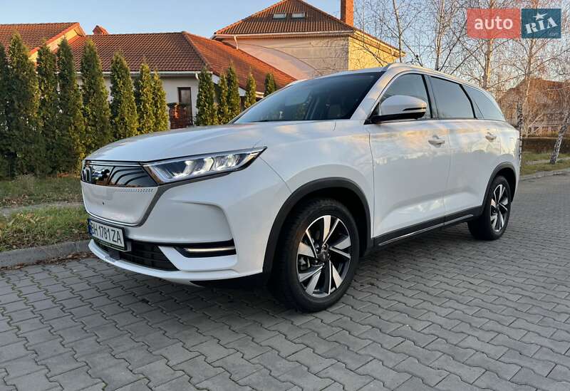 Внедорожник / Кроссовер Changan Oshan X7 2020 в 