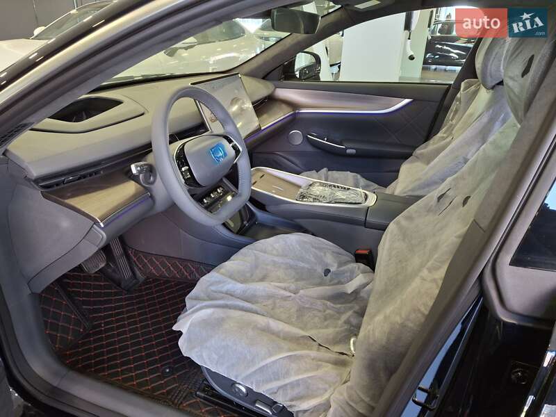 Лифтбек Changan Qiyuan A07 2024 в Киеве фото 10 Лифтбек Changan Qiyuan A07 2024 в Киеве