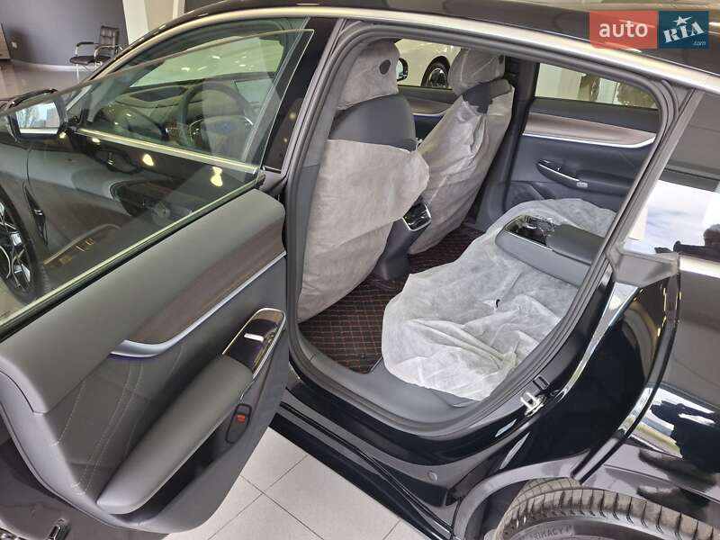 Лифтбек Changan Qiyuan A07 2024 в Киеве фото 16 Лифтбек Changan Qiyuan A07 2024 в Киеве