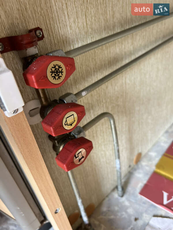 Будинок на колесах Chateau Cantara 1996 в Луцьку фото 42 Будинок на колесах Chateau Cantara 1996 в Луцьку