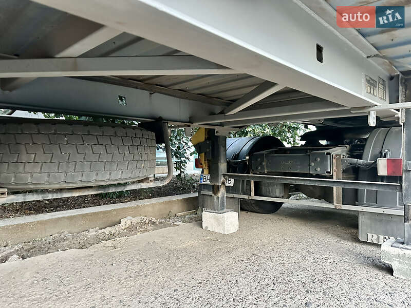 Зерновоз - напівпричіп Chereau C38 2001 в Сараті