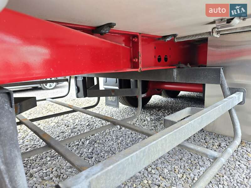 Рефрижератор полуприцеп Chereau Carrier 2013 в Виннице